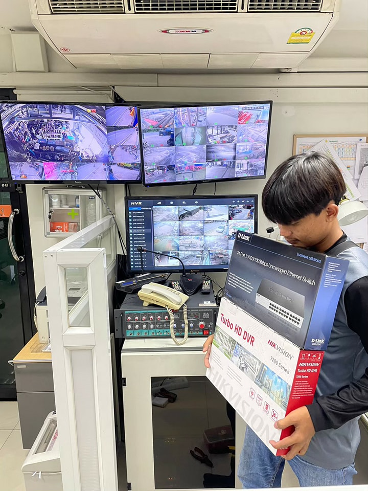 ช่างกล้องตลาดไท